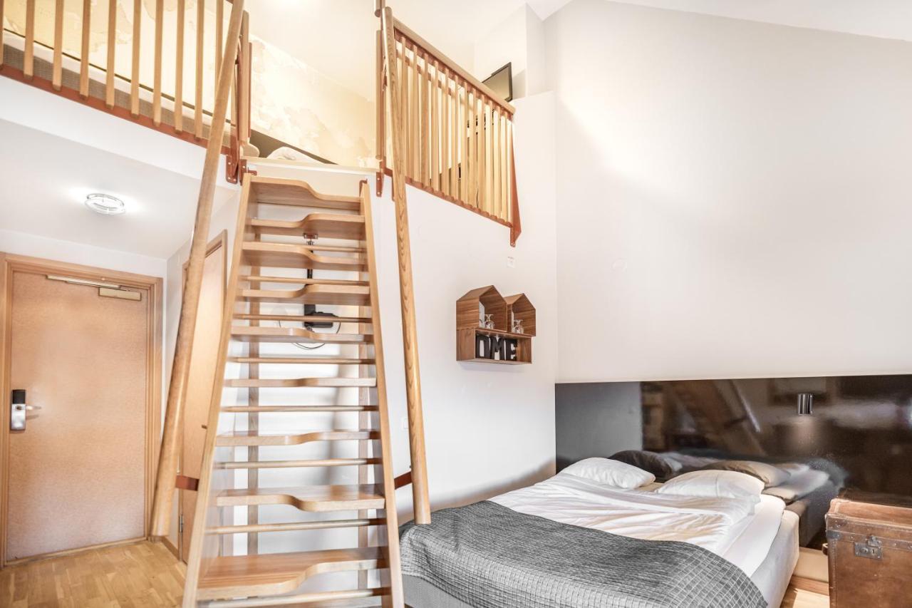 Camera Familiare con 4 Letti Singoli - Loft